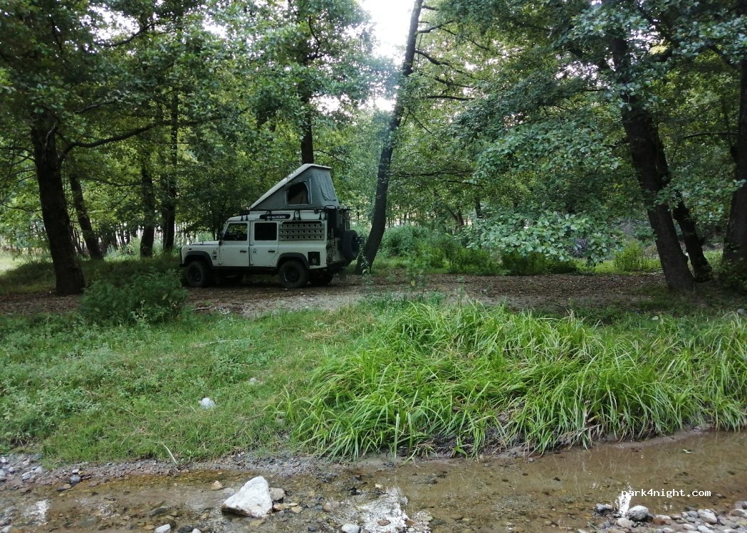 () Sânbotin - Unnamed Road — foto
