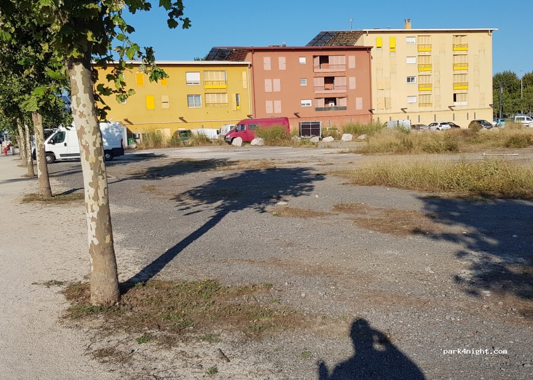 (13230) Port-Saint-Louis-du-Rhône - 1 Quai de la Libération — foto