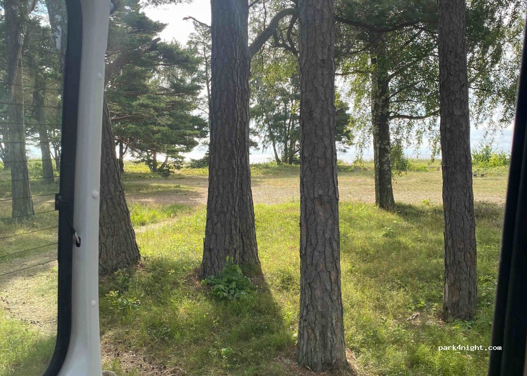 (623 65) Ljugarn - 27C Strandvägen — foto