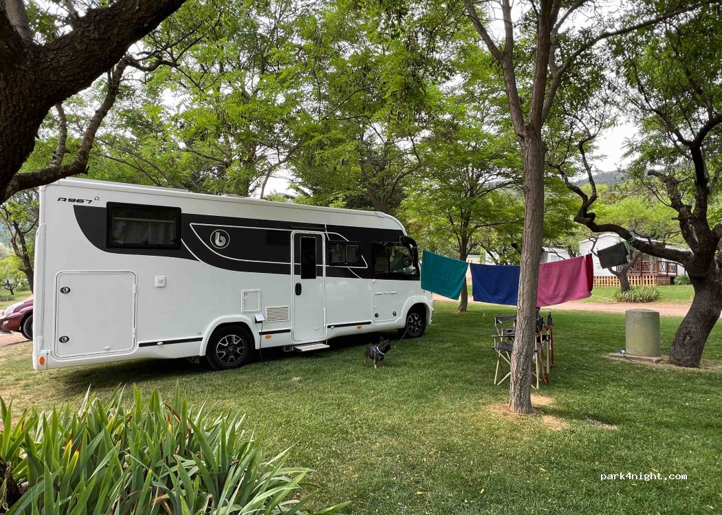 loarre camping castle — foto 2