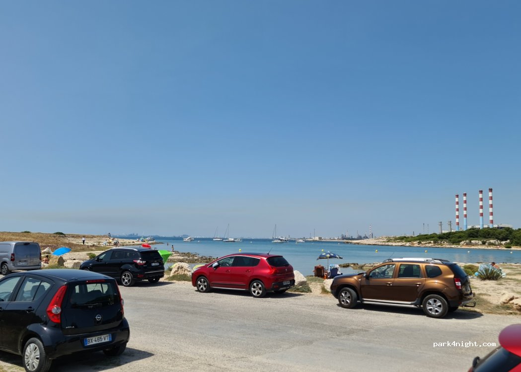 (13500) Martigues - Chemin de Bonnieu — foto