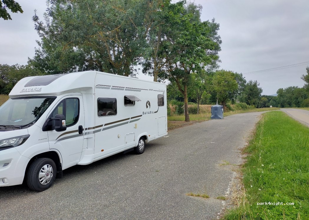 (32270) Aubiet - D924 — foto