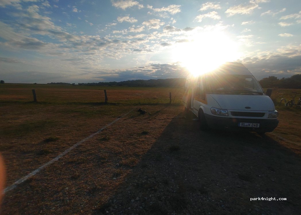 Wohnmobilstellplatz Strandparkplatz in Mönchgut — foto 4