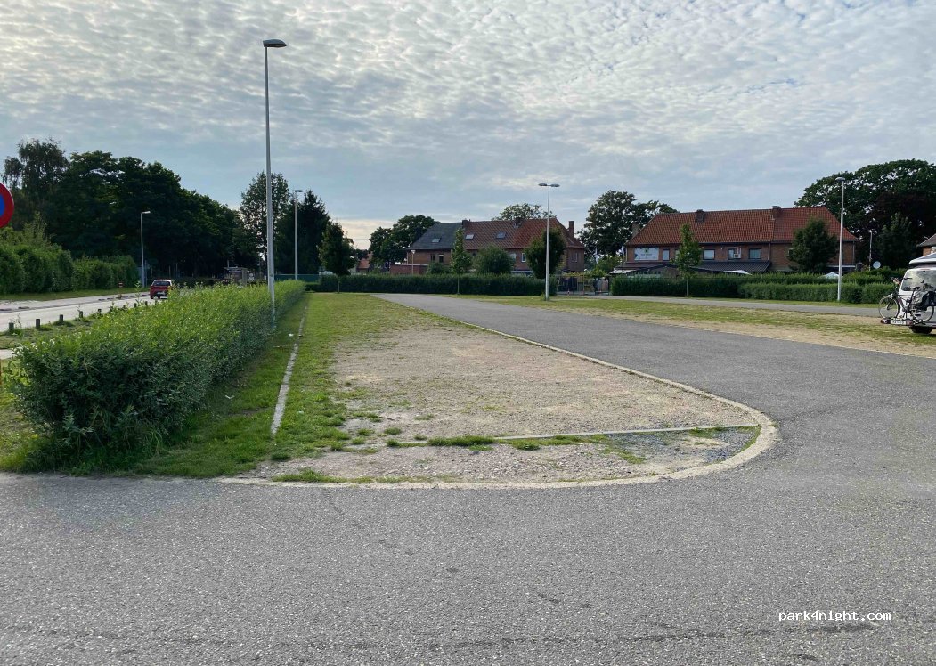 (3600) Genk - 33 Lucien Londotstraat — foto