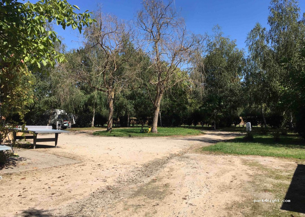 Camping le Madiran — foto 2