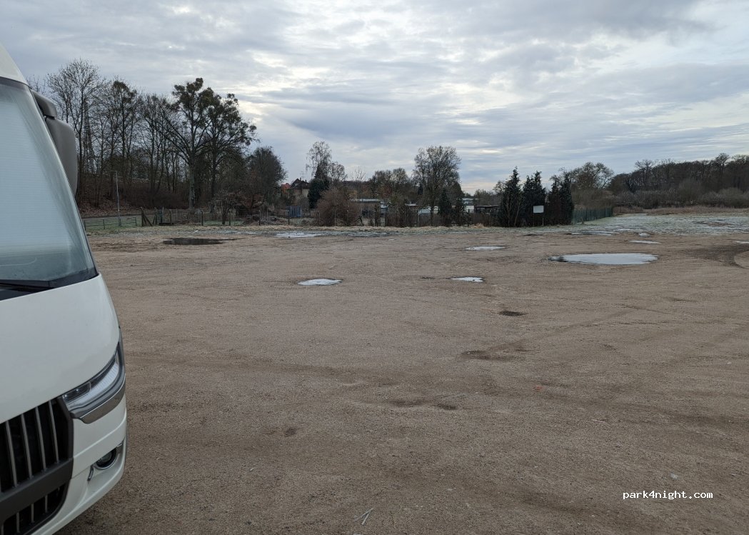 (17235) Neustrelitz - 296 Strelitzer Chaussee — foto