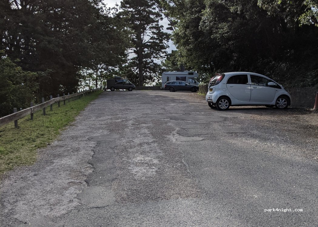(TQ1 2HY) Torquay - 3 Hesketh Crescent — foto