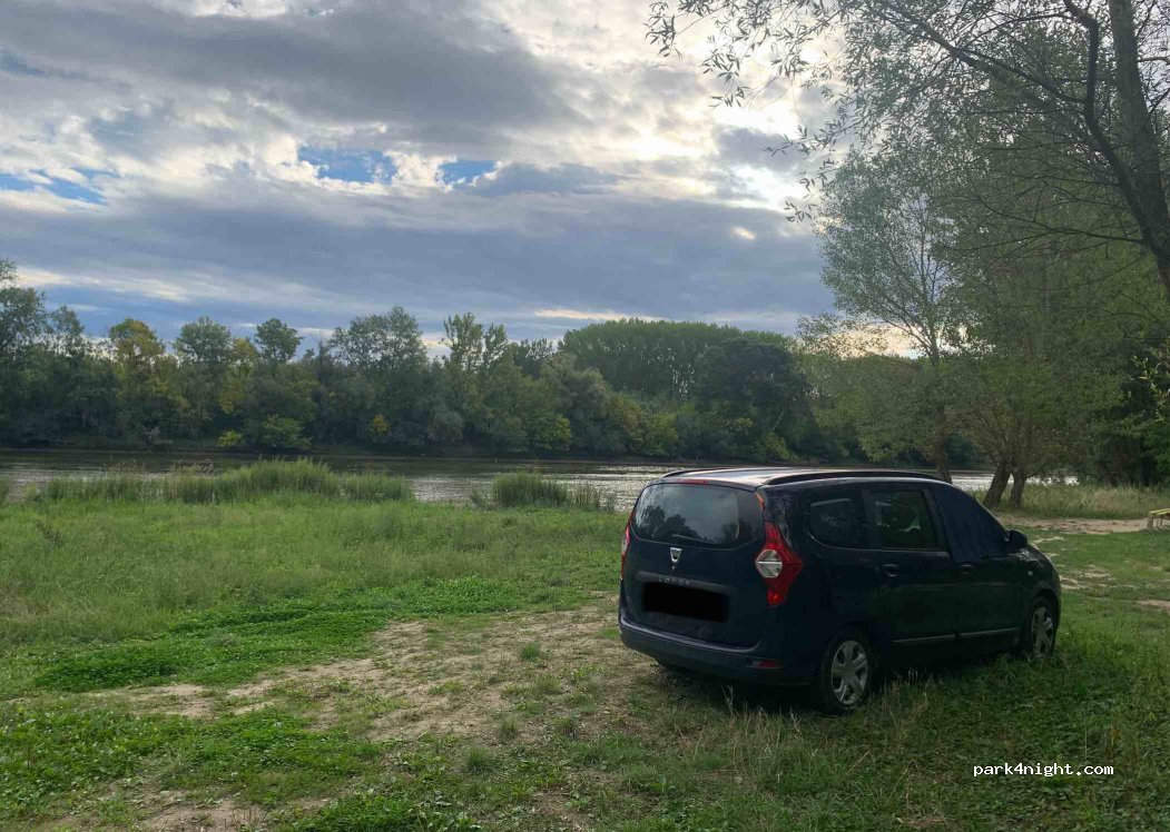 (925 84) Vlčany - Kompová — foto 3