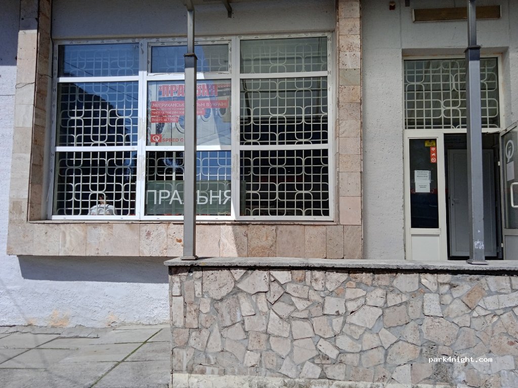 (79000) L'viv - 99 Viacheslava Chornovola Avenue — foto
