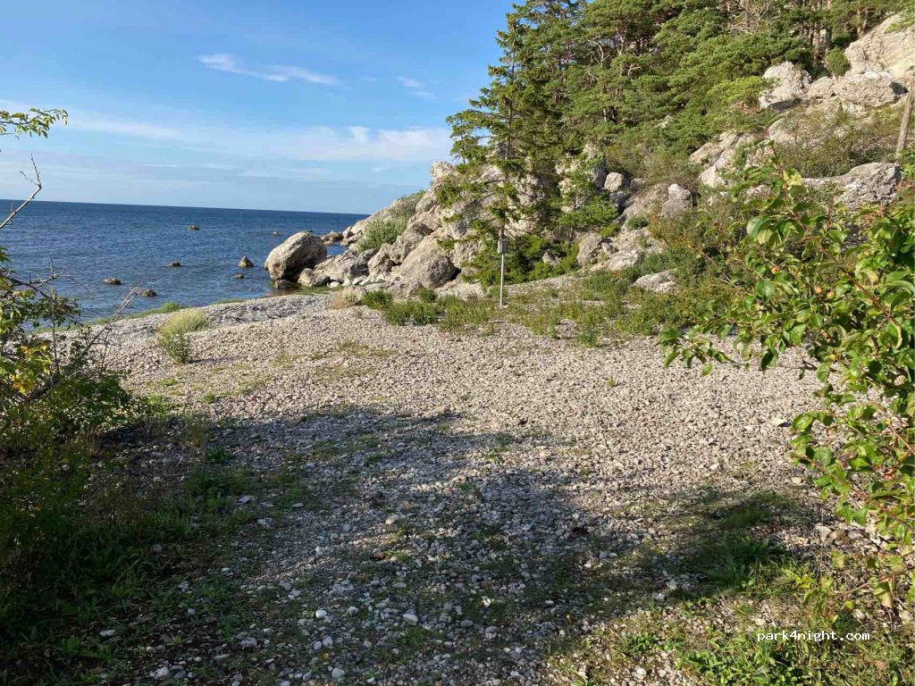 (624 42) Lickershamn - Unnamed Road — foto