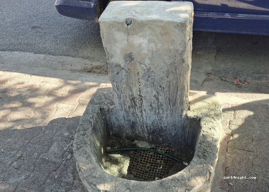 (09015) Domusnovas - 80 Via Roma — foto 3