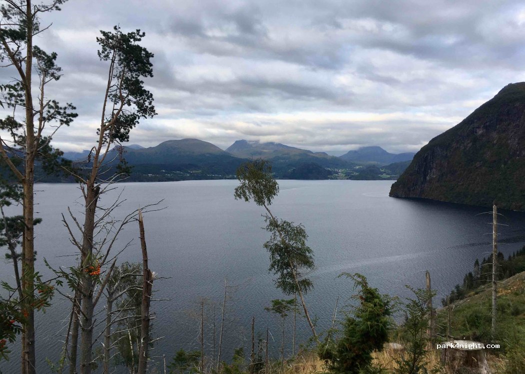 (6230) Sykkylven - 9 Klokkstranda — foto