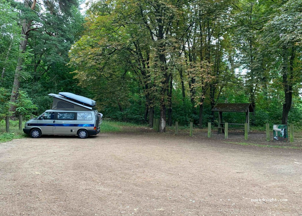 (14772) Brandenburg an der Havel - Anton-Saefkow-Allee — foto