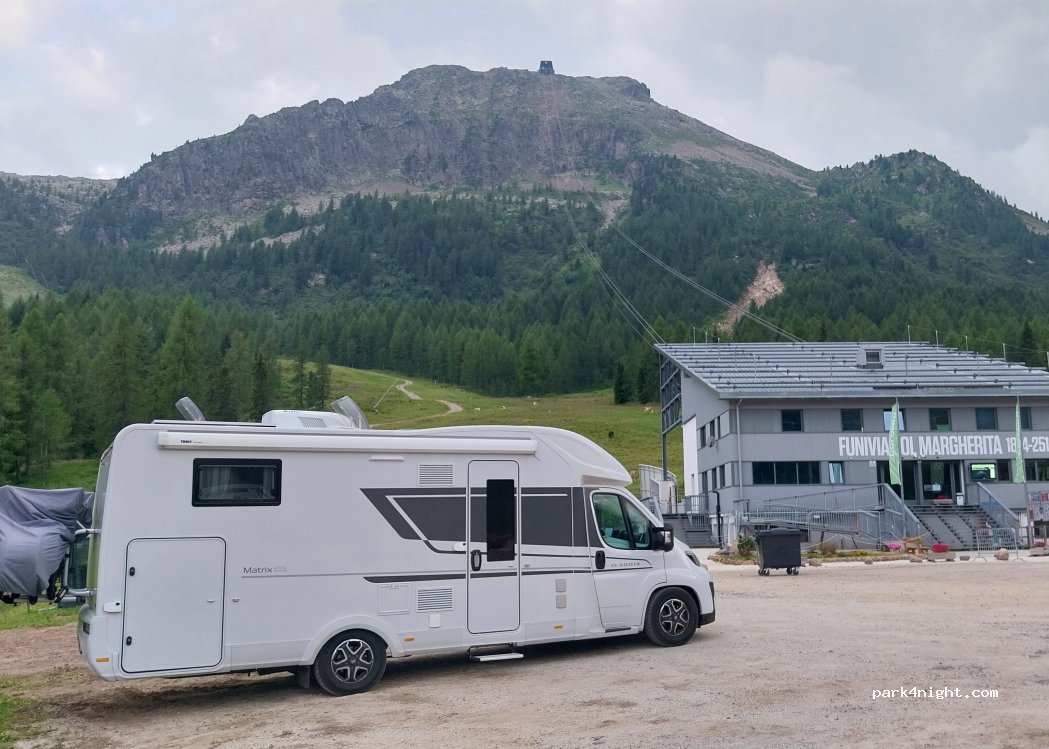 (38035) Piè Falcade - 38035 Passo San Pellegrino — foto 5
