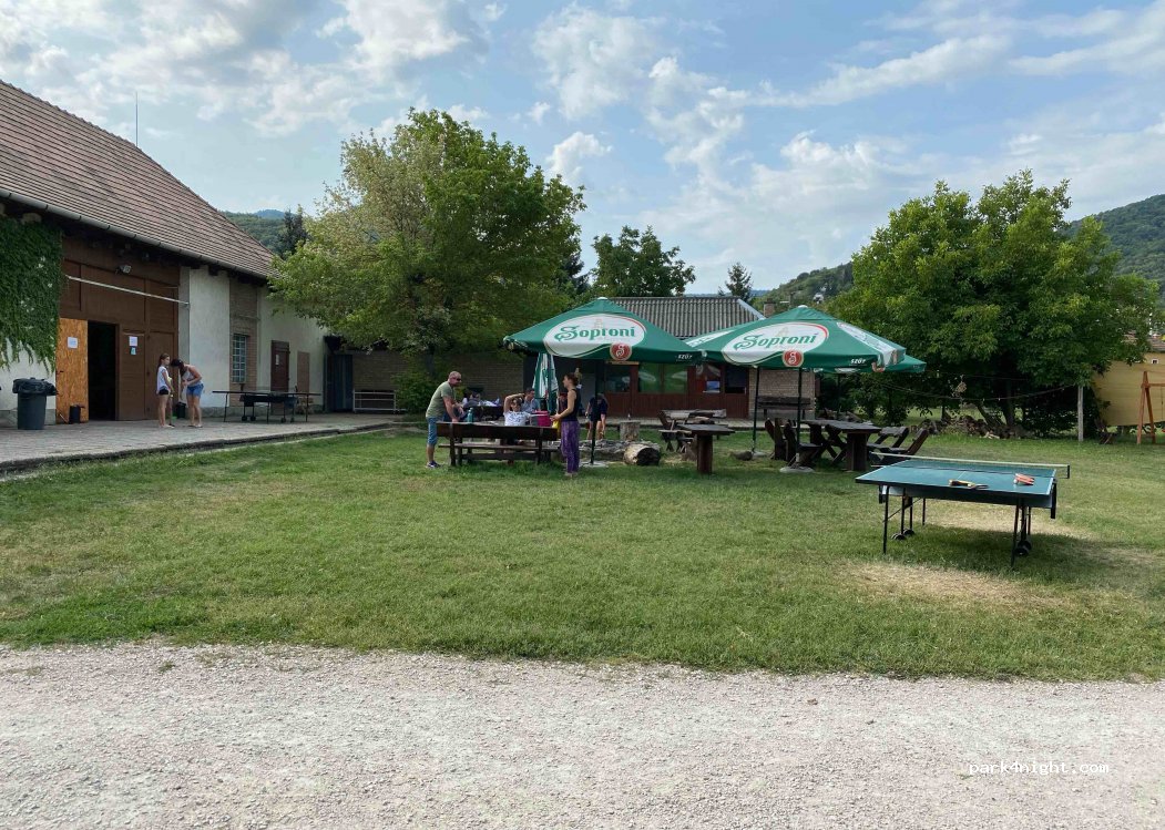 Dömös camping — foto 2