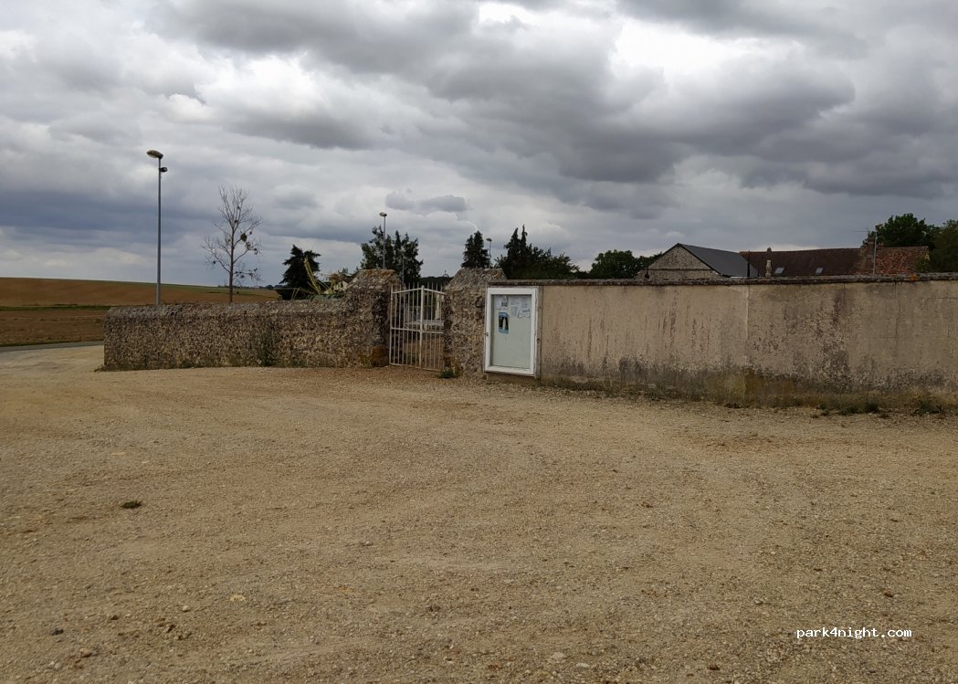 (28190) Saint-Arnoult-des-Bois - 19 Rue de l'Église — foto