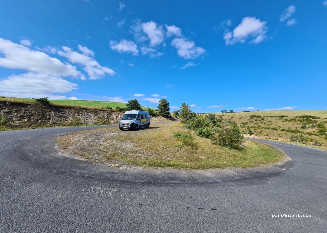 (12150) Sévérac-d'Aveyron - Unnamed Road — foto 3