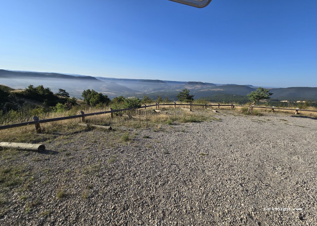 (12150) Sévérac-d'Aveyron - Unnamed Road — foto 4