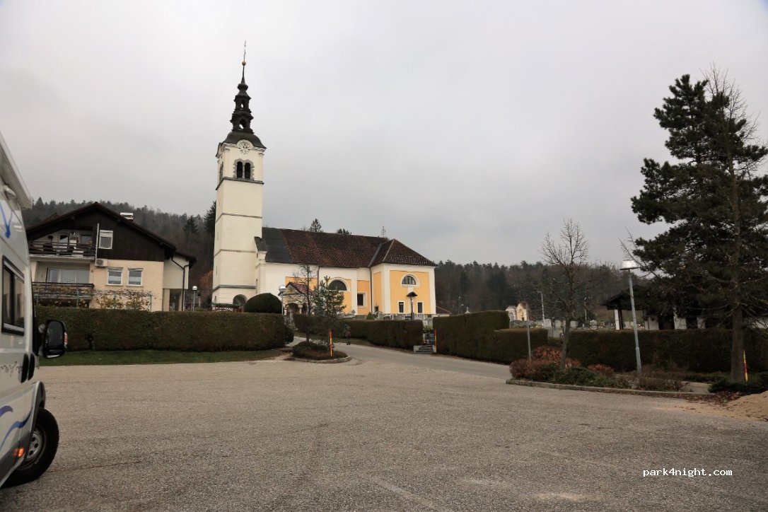 (1351) Brezovica pri Ljubljani - 11 Starovaška cesta — foto