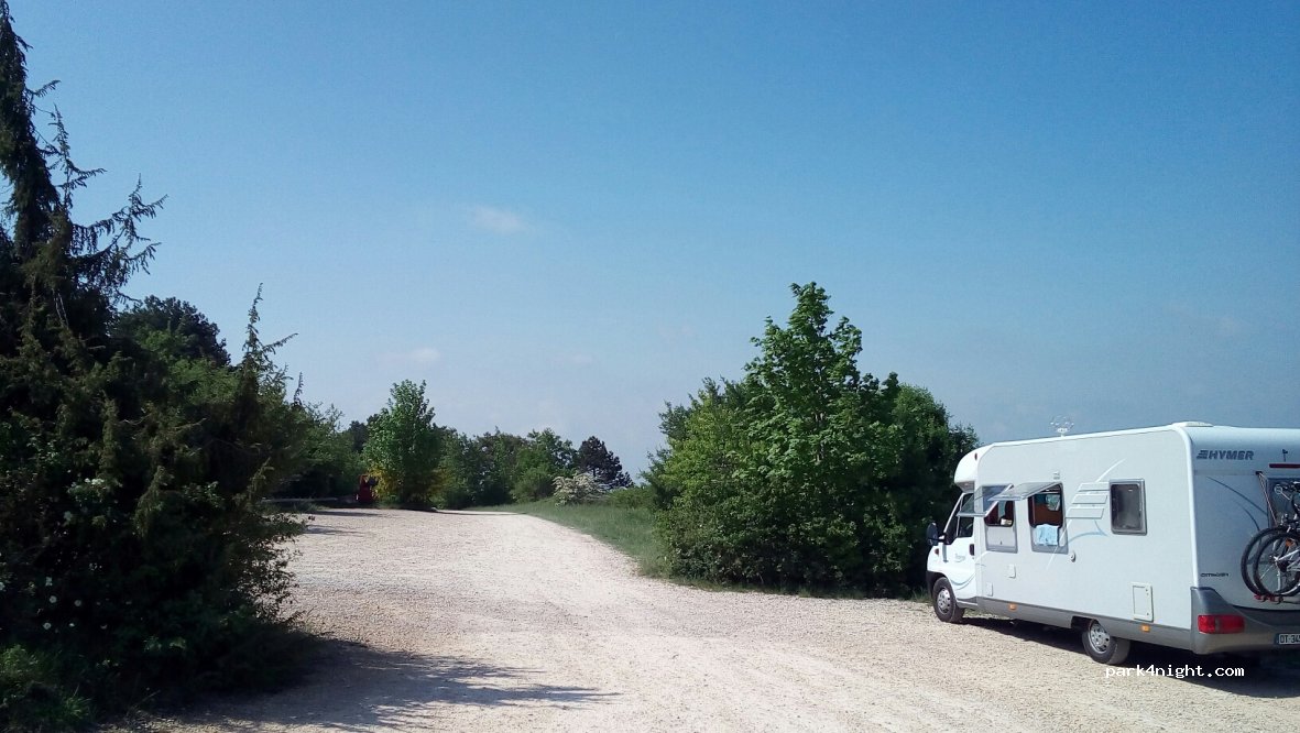 (71150) Dezize-lès-Maranges - Unnamed Road — foto 3