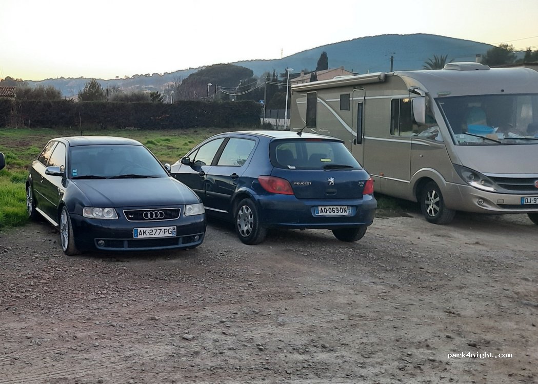 (83120) Sainte-Maxime - 11 Chemin du Bouillonnet — foto 4