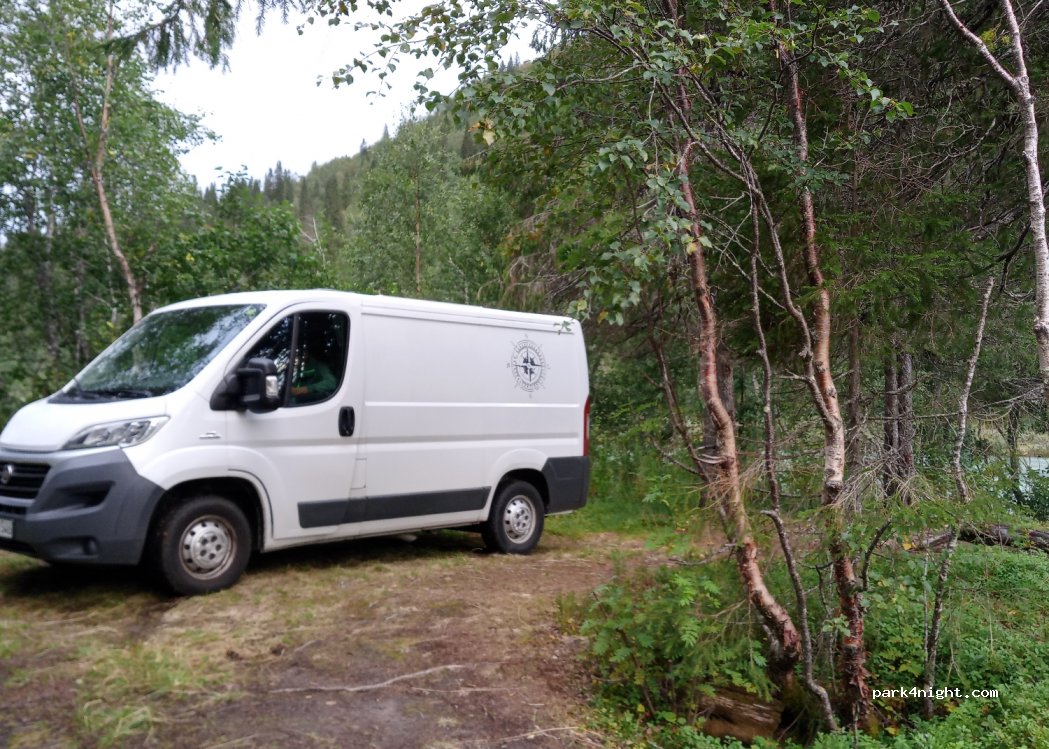 (8615) Skonseng - 180-184 Svartisdalveien — foto