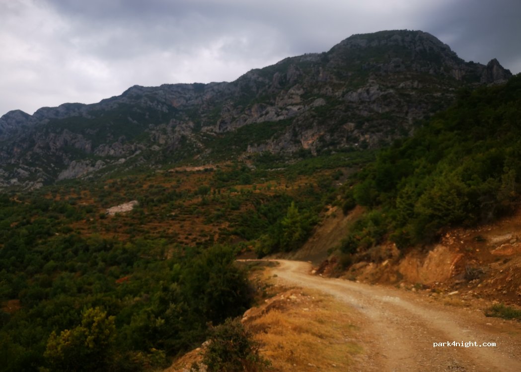 (1501) Krujë - Unnamed Road — foto 3