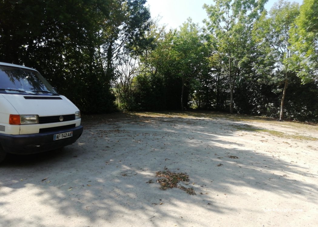 (49540) Martigné Briand - D167 — foto