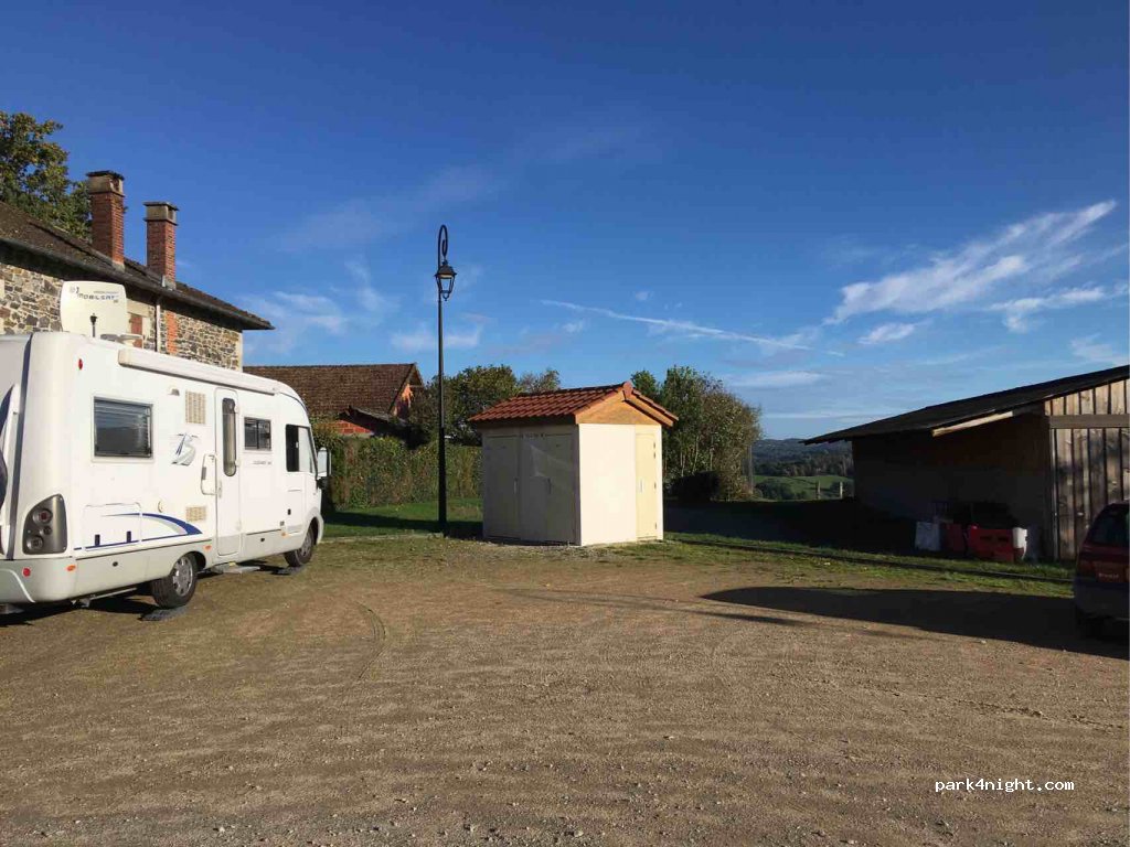 (87260) Saint-Hilaire-Bonneval - Le Boucheron — foto