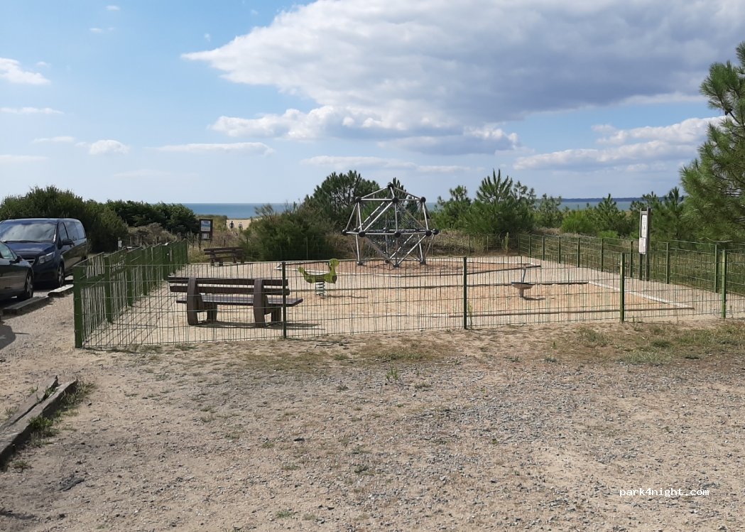 (44250) Saint-Brevin-les-Pins - 18 Allée des Jonquilles — foto