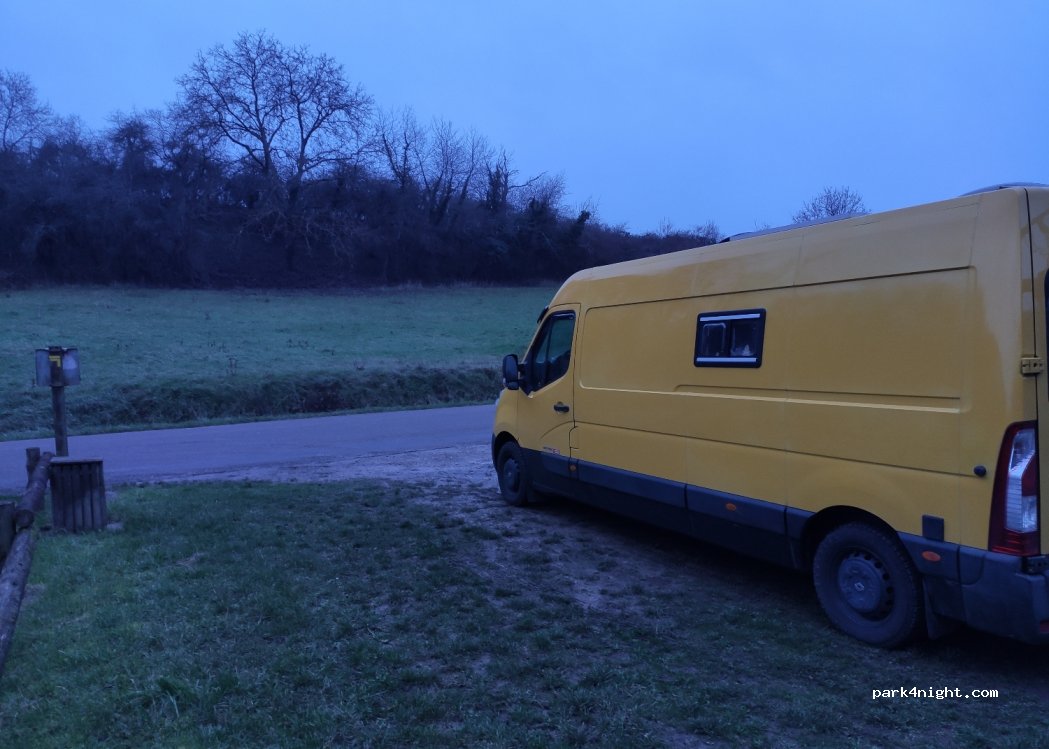 (89580) Vallan - Route de Vaux — foto 2