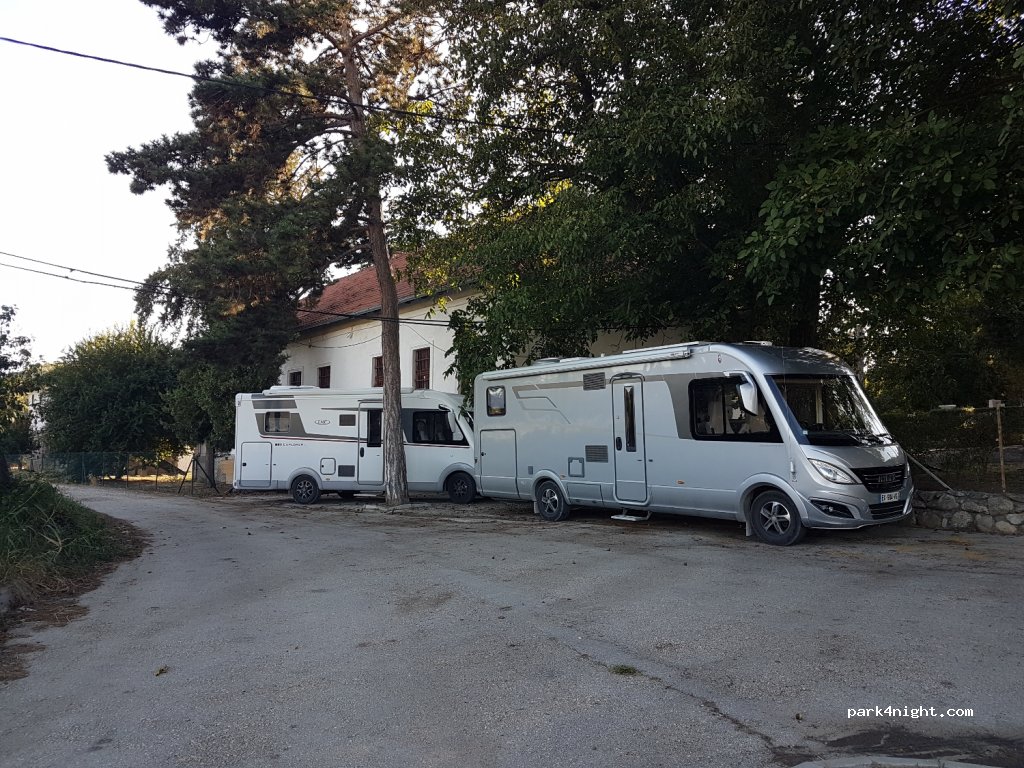 () Ravna - 423 — foto