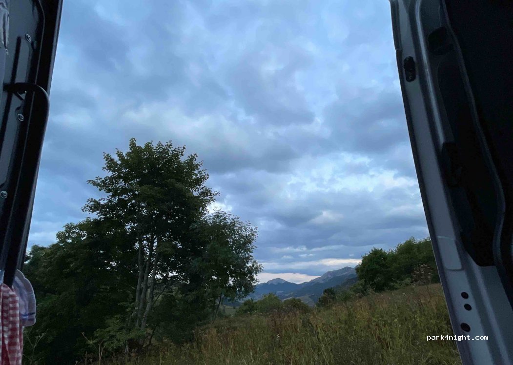 () Umoljani - — foto 2
