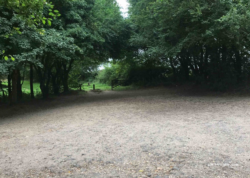 (DT11 0EF) Okeford Fitzpaine - — foto
