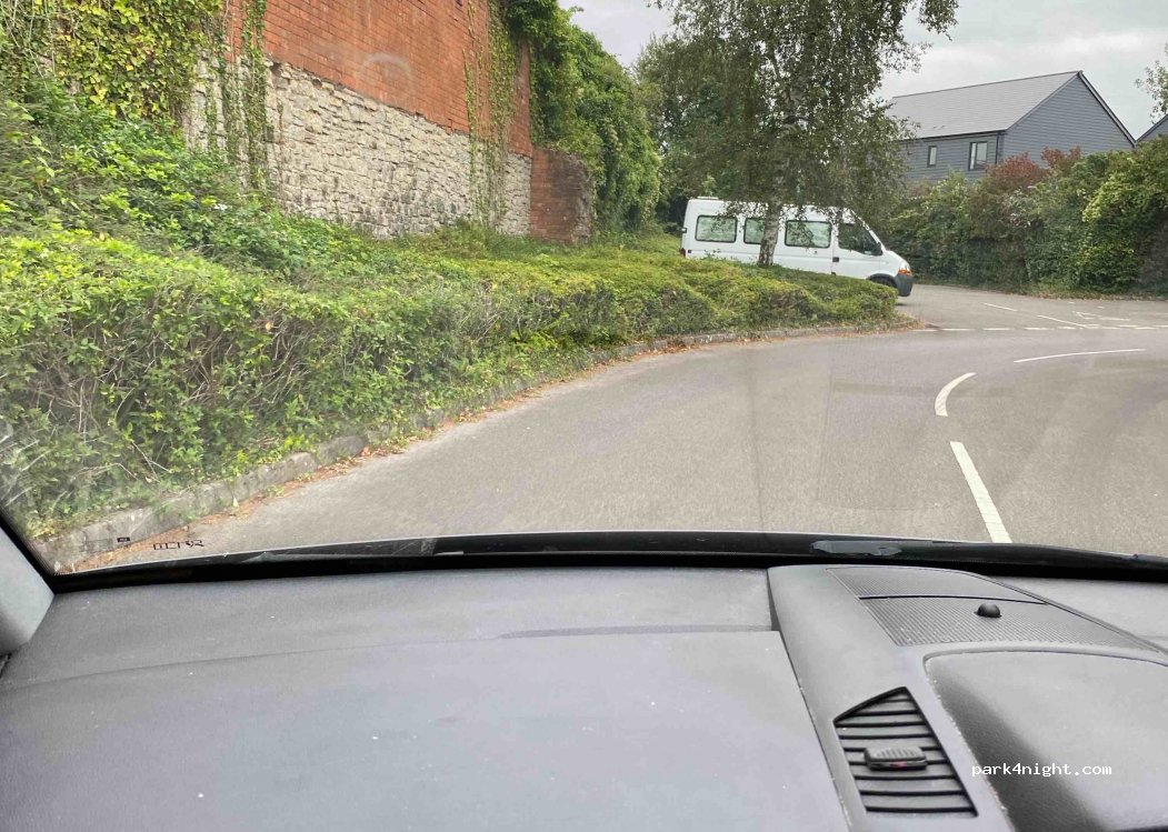 (CF11 0XR)  - Unnamed Road — foto
