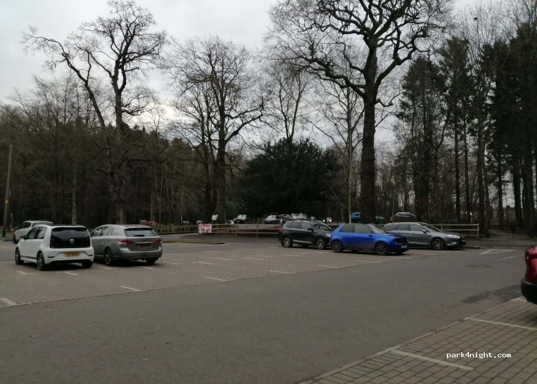 (BT26 6AL)  - 21 Large Park — foto