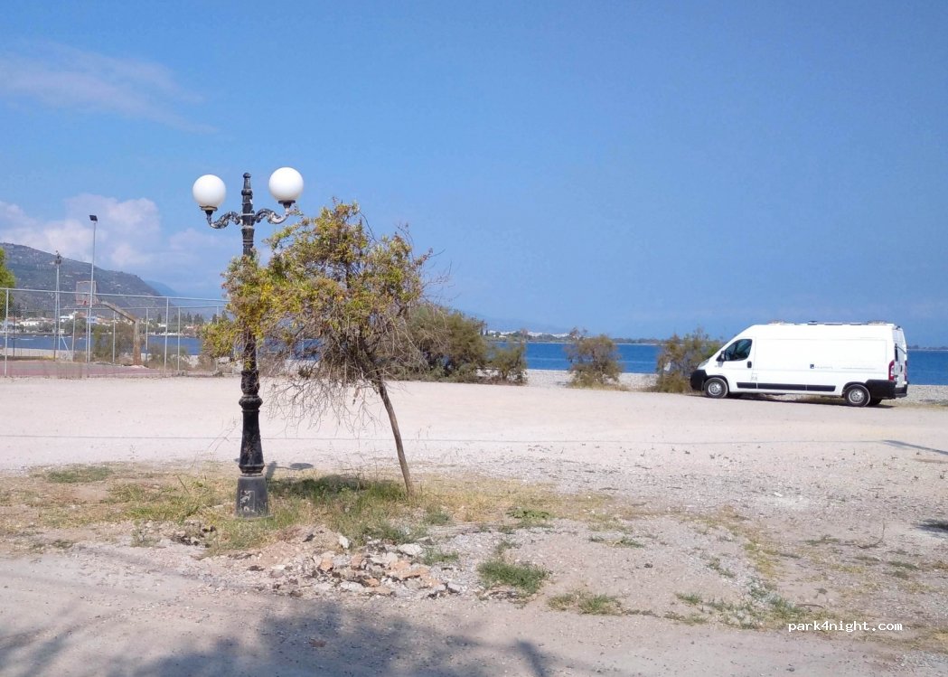 (250 03) Egio - Unnamed Road — foto