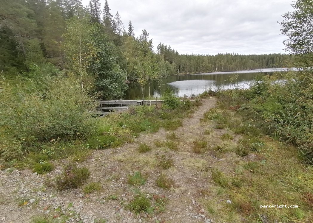 (777 93) Söderbärke - Unnamed Road — foto 2