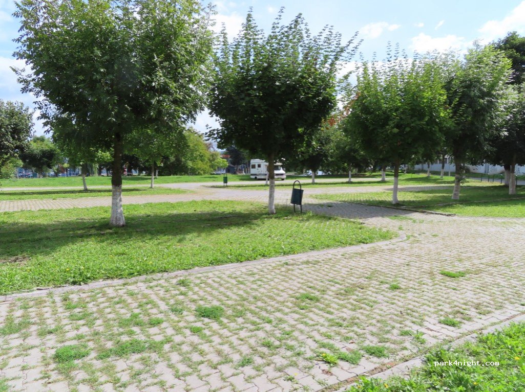 (540077) Târgu Mureș - Strada Plutelor — foto 3