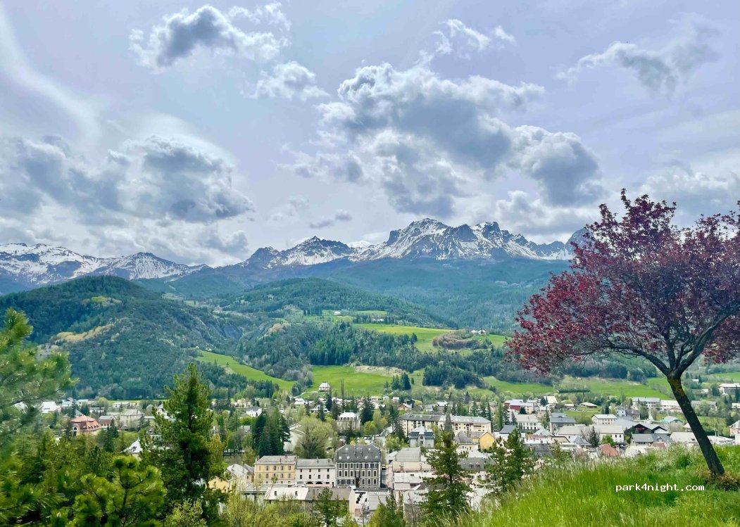 (04400) Barcelonnette - Boulevard de l'Adroit — foto 3