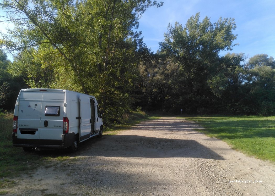 (911 05) Zamarovce - 507 — foto