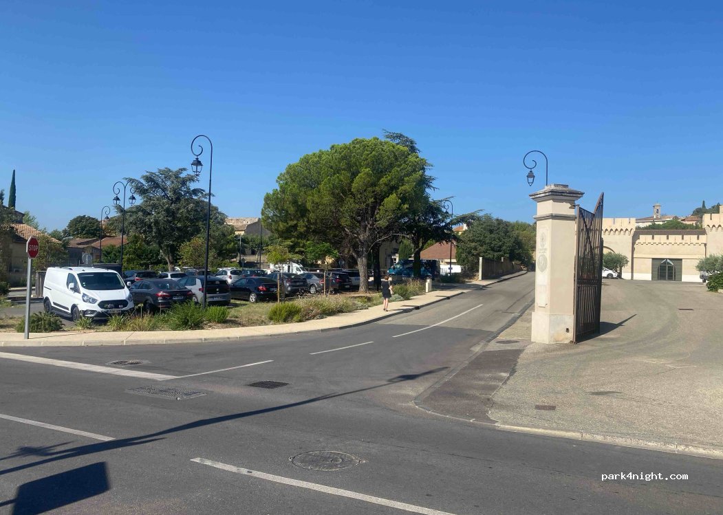 (84230) Châteauneuf-du-Pape - 2 Rue des Consuls — foto