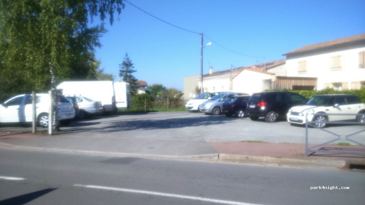 (33185) Le Haillan - 16 Rue Georges Clemenceau — foto