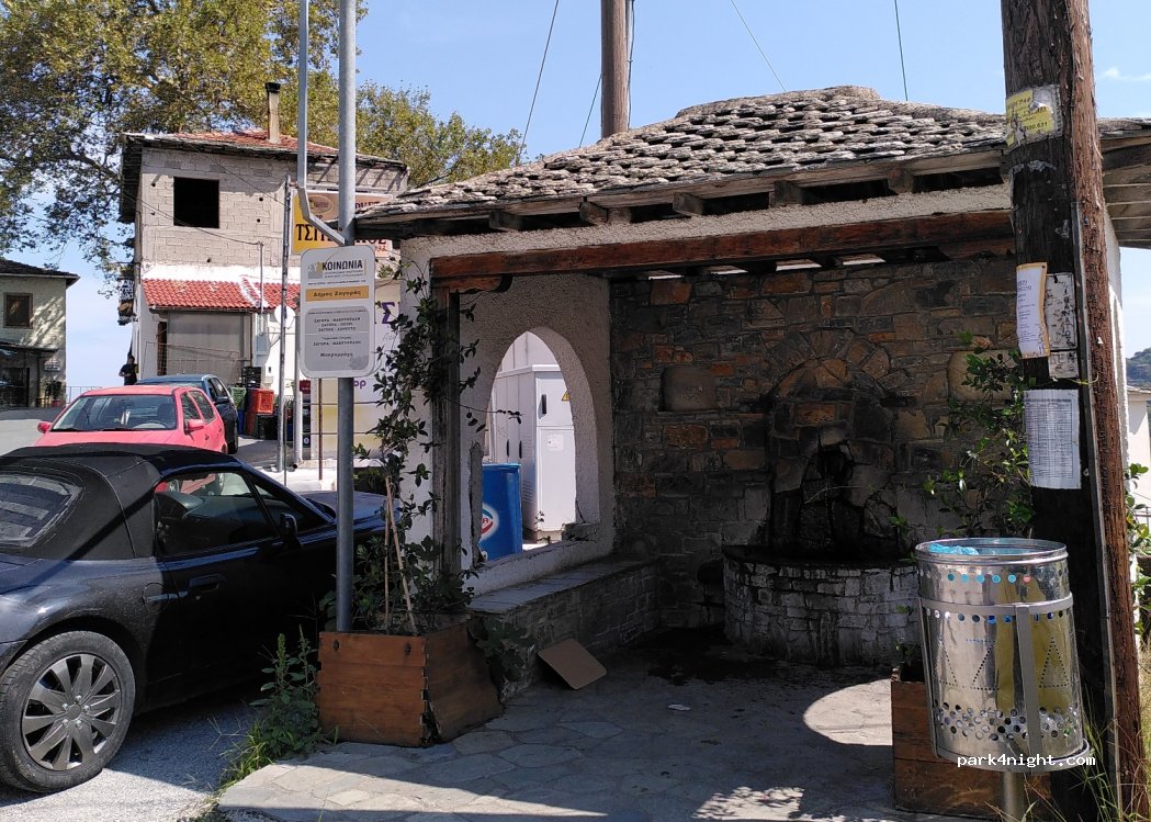 (370 01) Makrirrachi - 403 Εθνική Οδός Τσαγκαράδας Χορευτού — foto