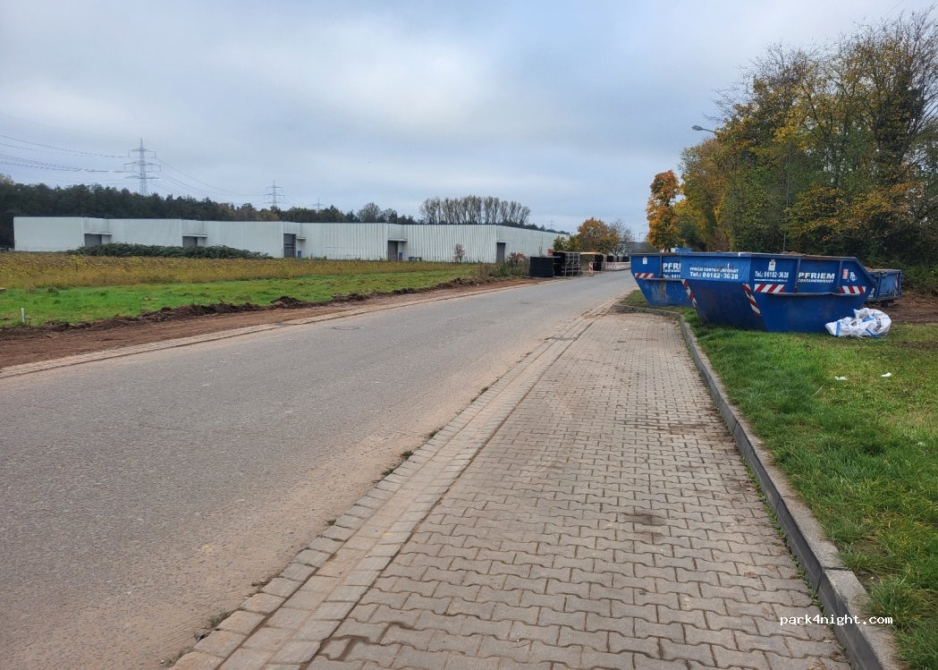 (63128) Dietzenbach - 42 Justus-von-Liebig-Straße — foto