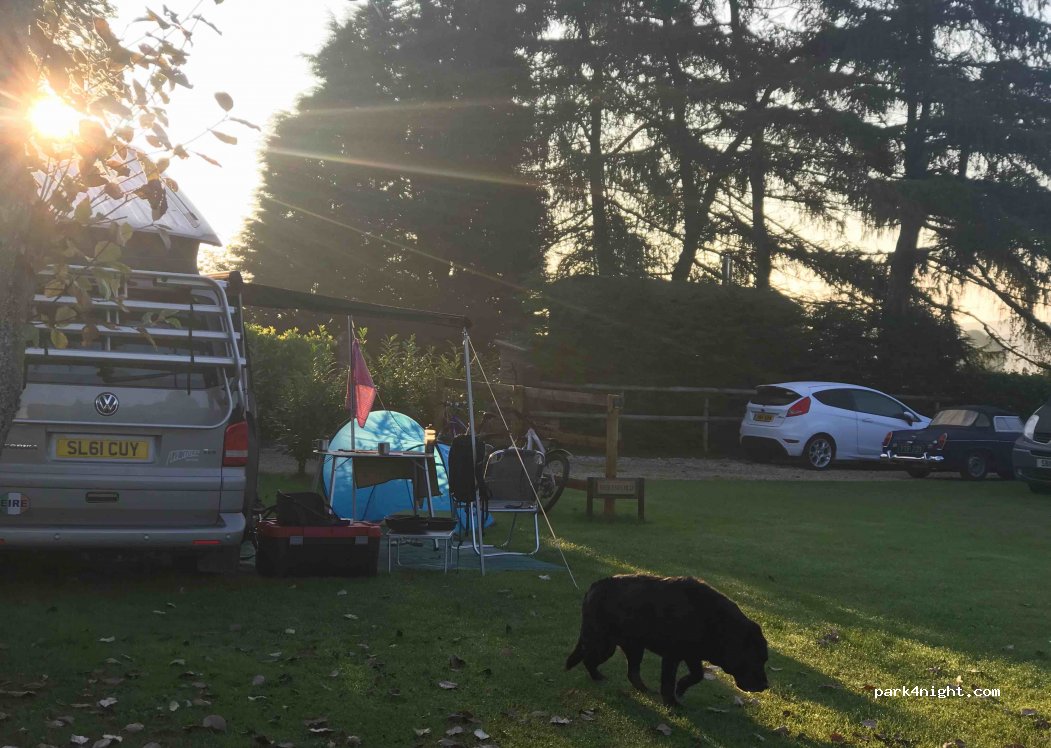SmithyFields Campsite — foto 2