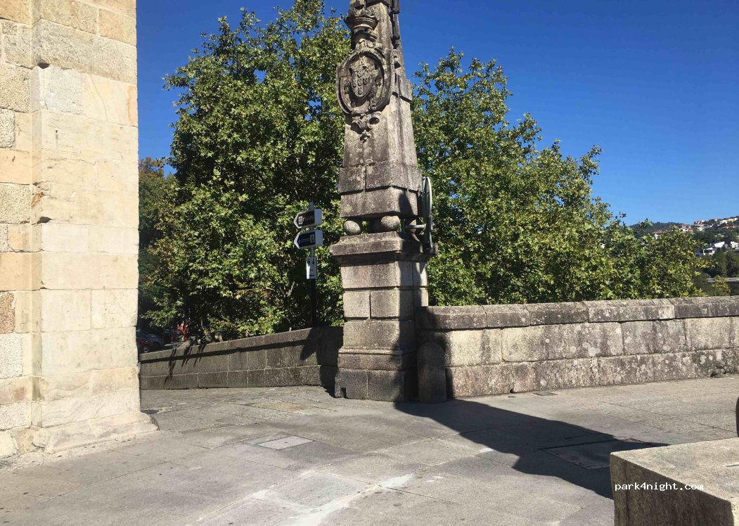 (4600-005) Amarante - Avenida Primeiro de Maio — foto 4