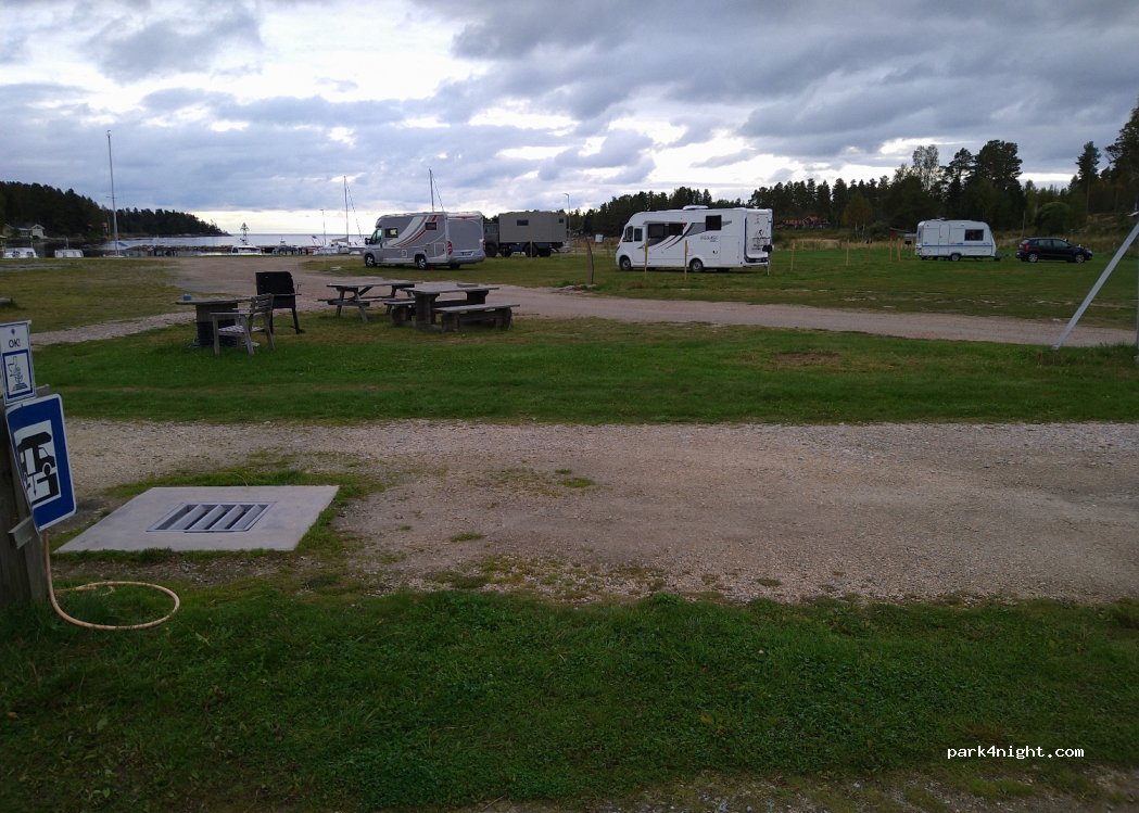 Mellanfjärdens Camping — foto 2