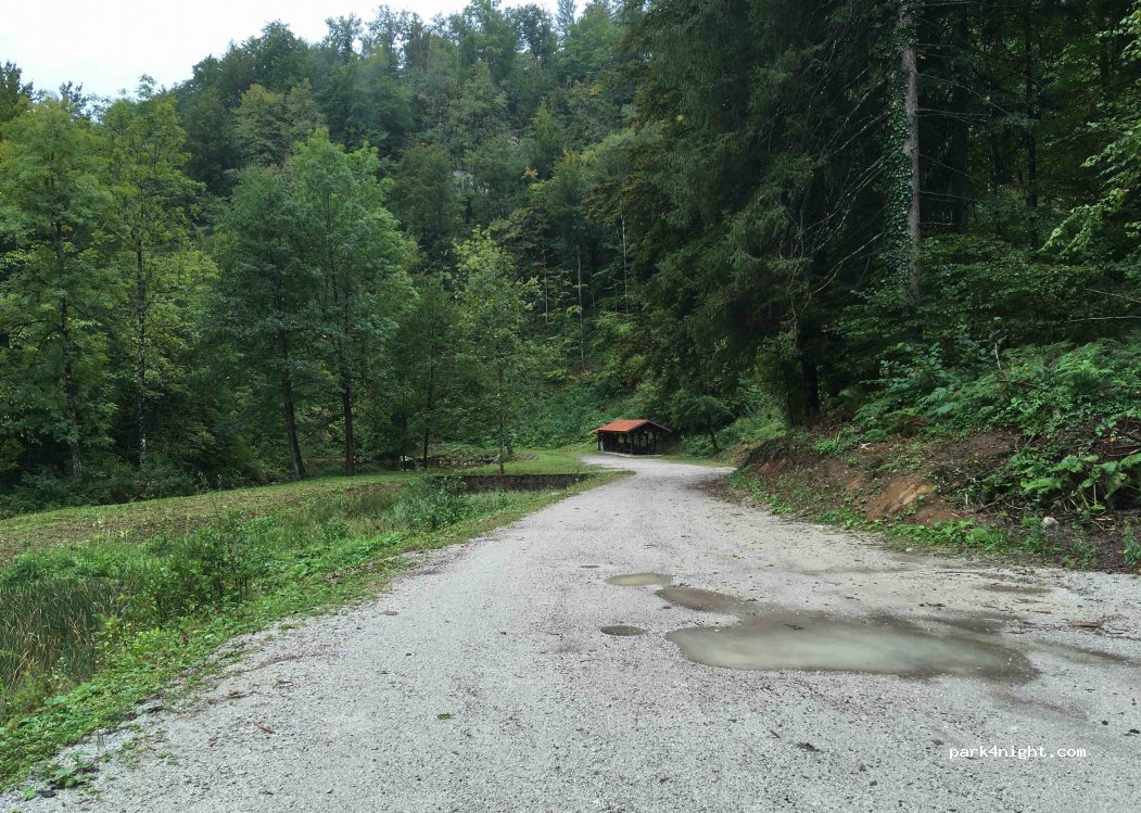 (51326) Vrbovsko - 9 Željeznička ulica — foto