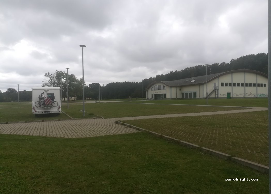 (15345) Altlandsberg - 2 Zum Erlengrund — foto